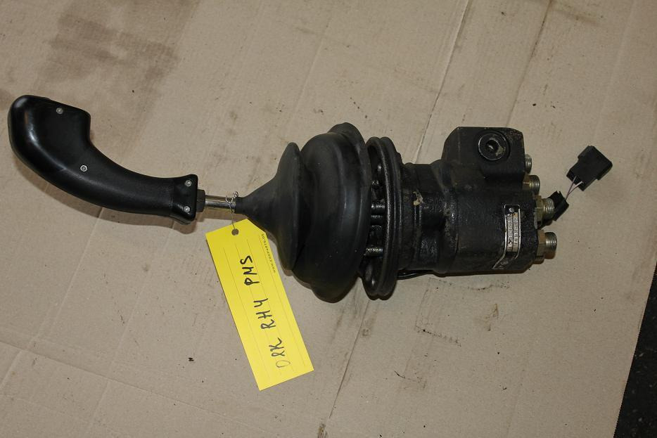 O&K RH 4 PMS Joystick - Cabina e interior para Maquinaria de construcción: foto 3 O&K RH 4 PMS Joystick - Cabina e interior para Maquinaria de construcción: foto 3