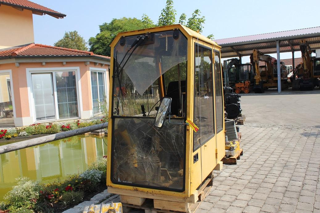Sennebogen SR 26 - Cabina para Maquinaria de construcción: foto 2 Sennebogen SR 26 - Cabina para Maquinaria de construcción: foto 2