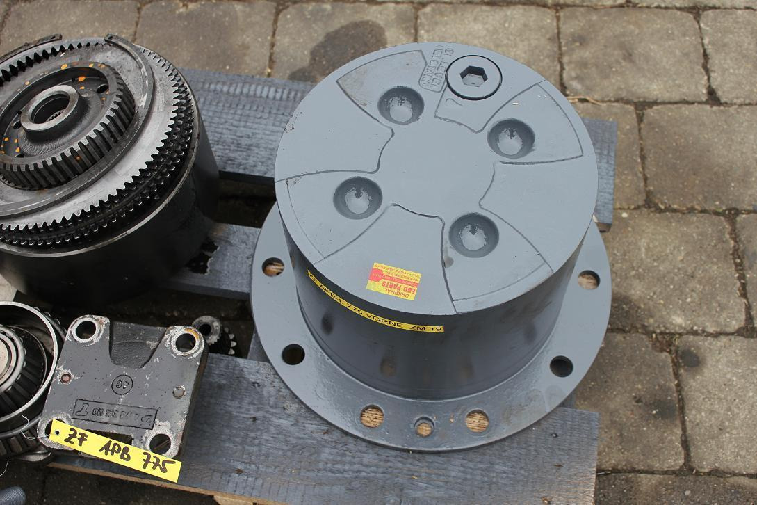 ZF APB-L 775 - Eje y piezas para Maquinaria de construcción: foto 4 ZF APB-L 775 - Eje y piezas para Maquinaria de construcción: foto 4