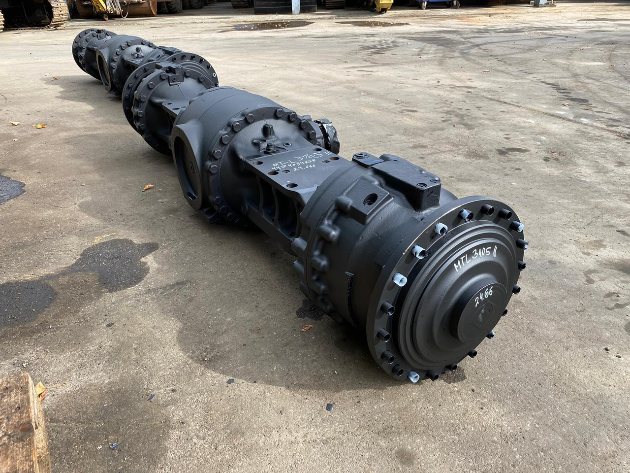 ZF MT-L 3105 II - Eje y piezas para Maquinaria de construcción: foto 1 ZF MT-L 3105 II - Eje y piezas para Maquinaria de construcción: foto 1