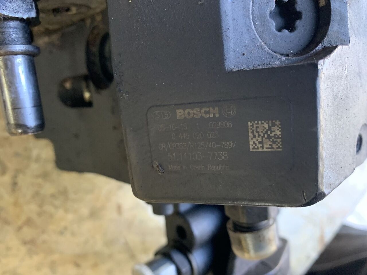 Bosch 0445120420 MAN TGX-S truck - Inyector para Camión: foto 5 Bosch 0445120420 MAN TGX-S truck - Inyector para Camión: foto 5