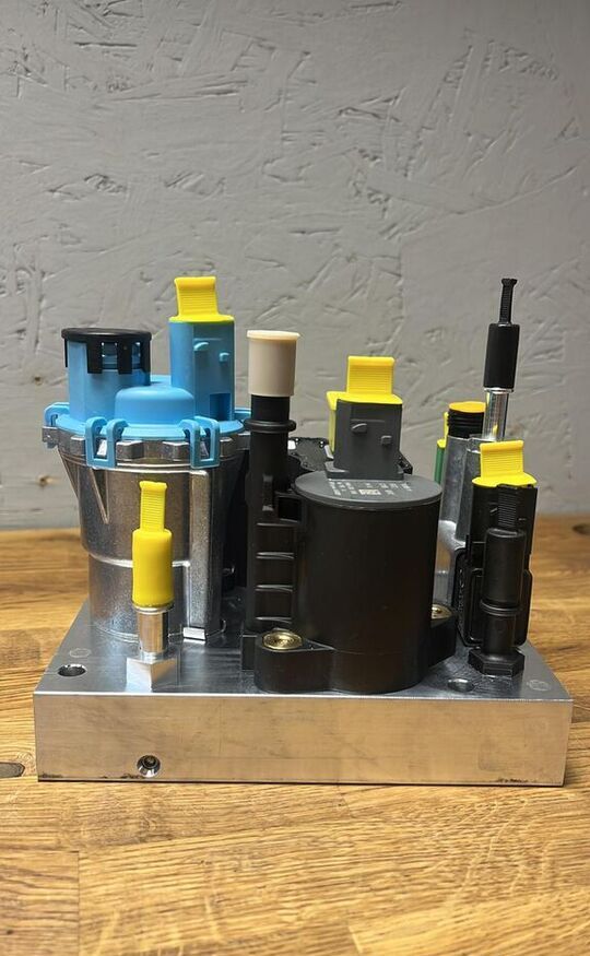 NOWA 85022215 VOLVO FH4 EURO6 24 V S2245340967 85022215 - Sistema de escape para Camión: foto 1 NOWA 85022215 VOLVO FH4 EURO6 24 V S2245340967 85022215 - Sistema de escape para Camión: foto 1