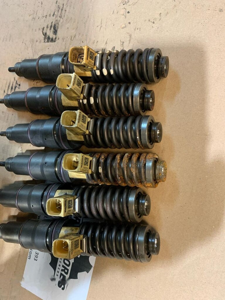 VOLVO Euro 5 22222025 4 piny do regeneracji 22222025 - Inyector para Camión: foto 3 VOLVO Euro 5 22222025 4 piny do regeneracji 22222025 - Inyector para Camión: foto 3