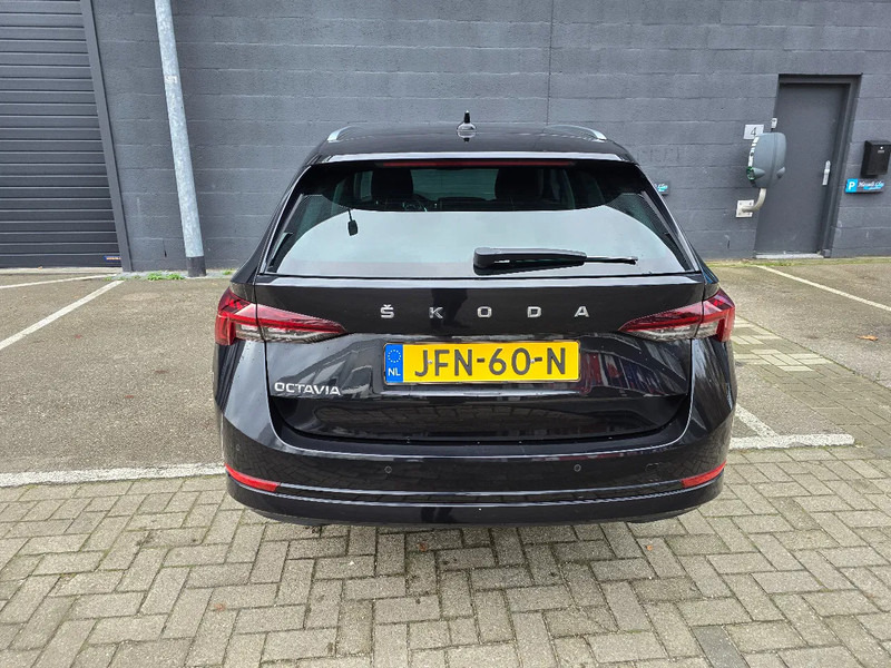 Škoda Octavia Combi 1.0 Benzine - Coche: foto 5 Škoda Octavia Combi 1.0 Benzine - Coche: foto 5