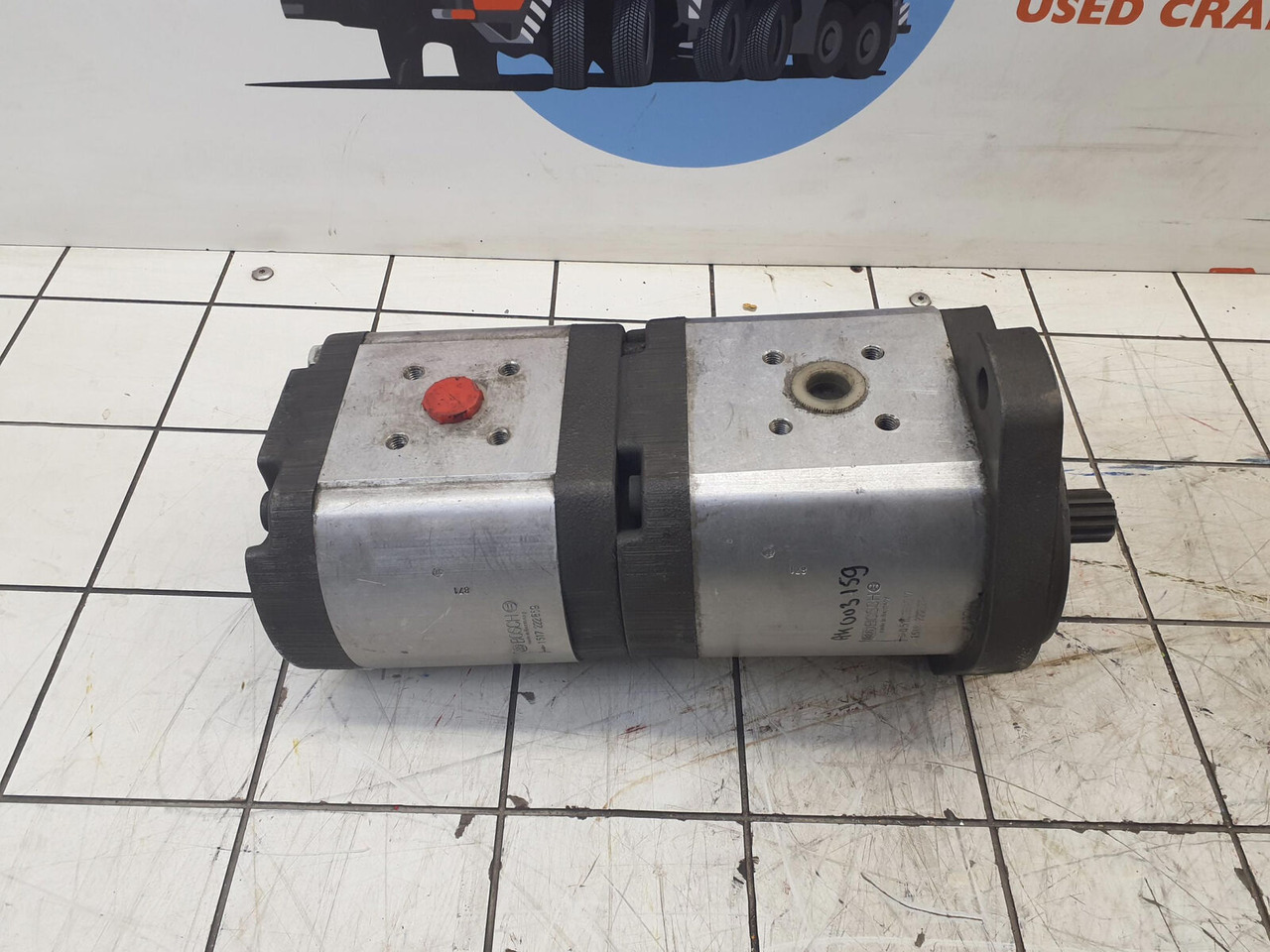 Bosch AC 205 dual gear pump - Bomba hidráulica para Autogrúa: foto 1 Bosch AC 205 dual gear pump - Bomba hidráulica para Autogrúa: foto 1