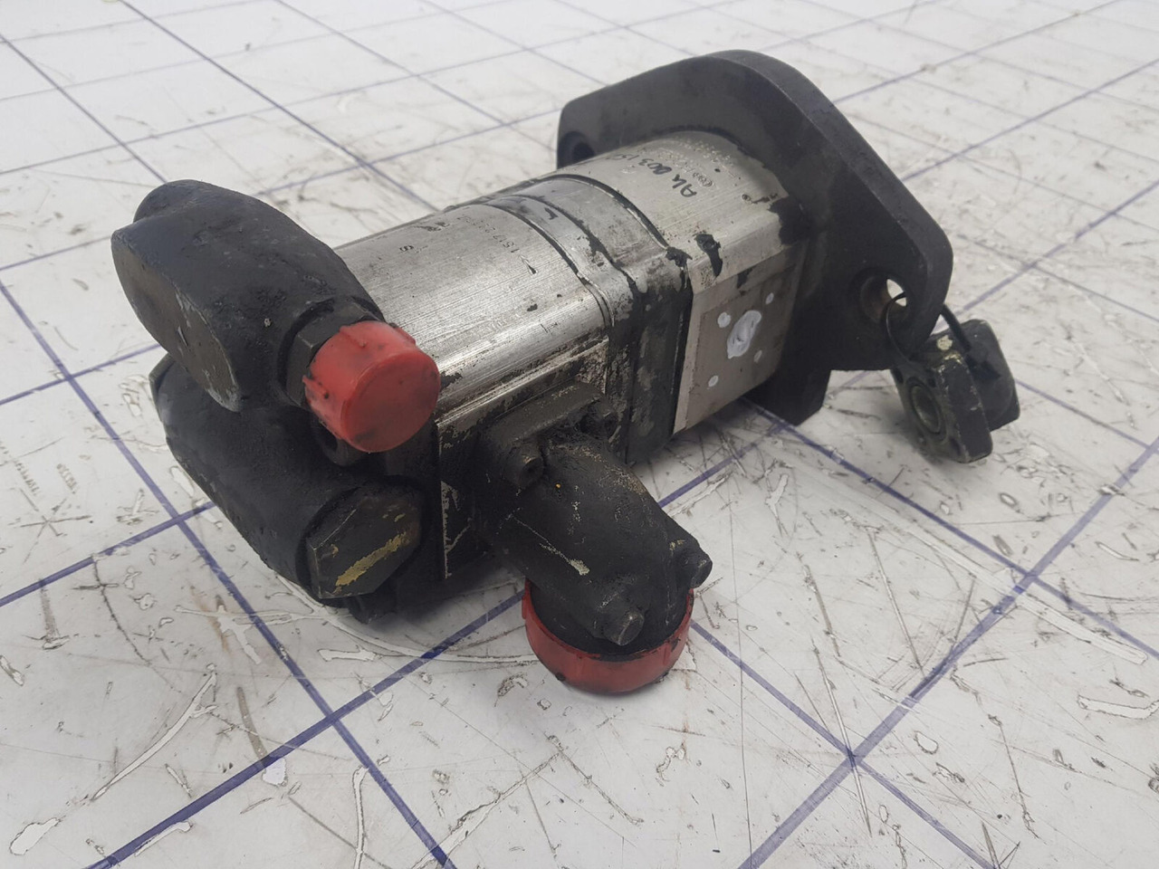 Bosch Bosch dual gear pump - Bomba hidráulica para Autogrúa: foto 3 Bosch Bosch dual gear pump - Bomba hidráulica para Autogrúa: foto 3