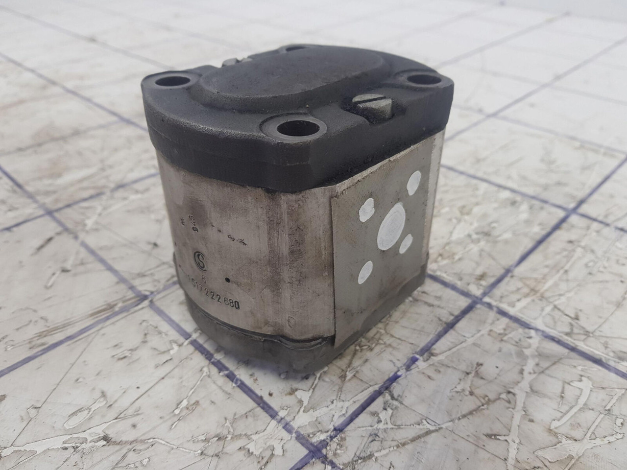 Bosch Bosch gear pump - Bomba hidráulica para Grúa: foto 2 Bosch Bosch gear pump - Bomba hidráulica para Grúa: foto 2