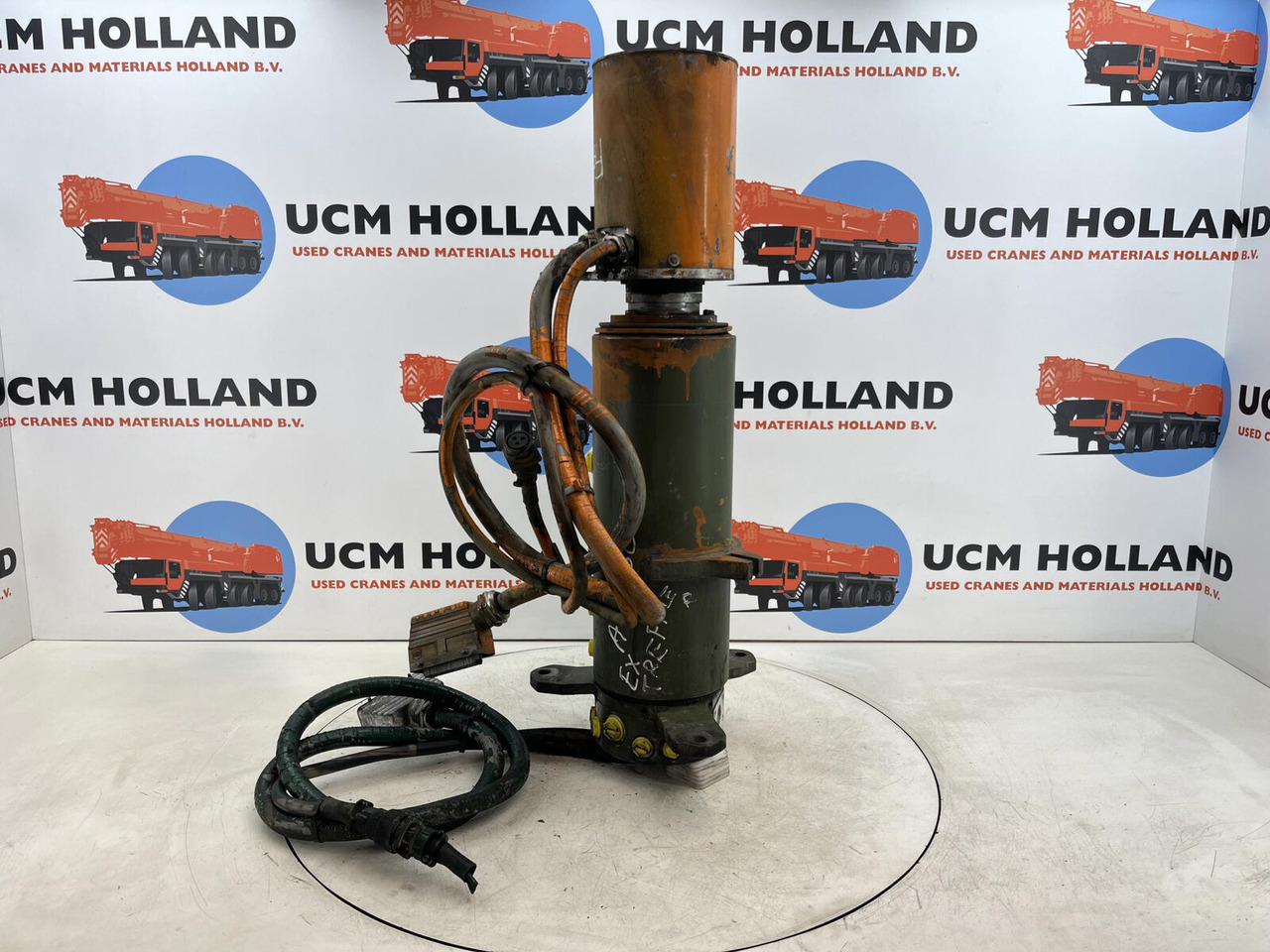 FAUN ATF 30-2 hydraulic and electric swivel - Motor hidráulico para Autogrúa: foto 3 FAUN ATF 30-2 hydraulic and electric swivel - Motor hidráulico para Autogrúa: foto 3
