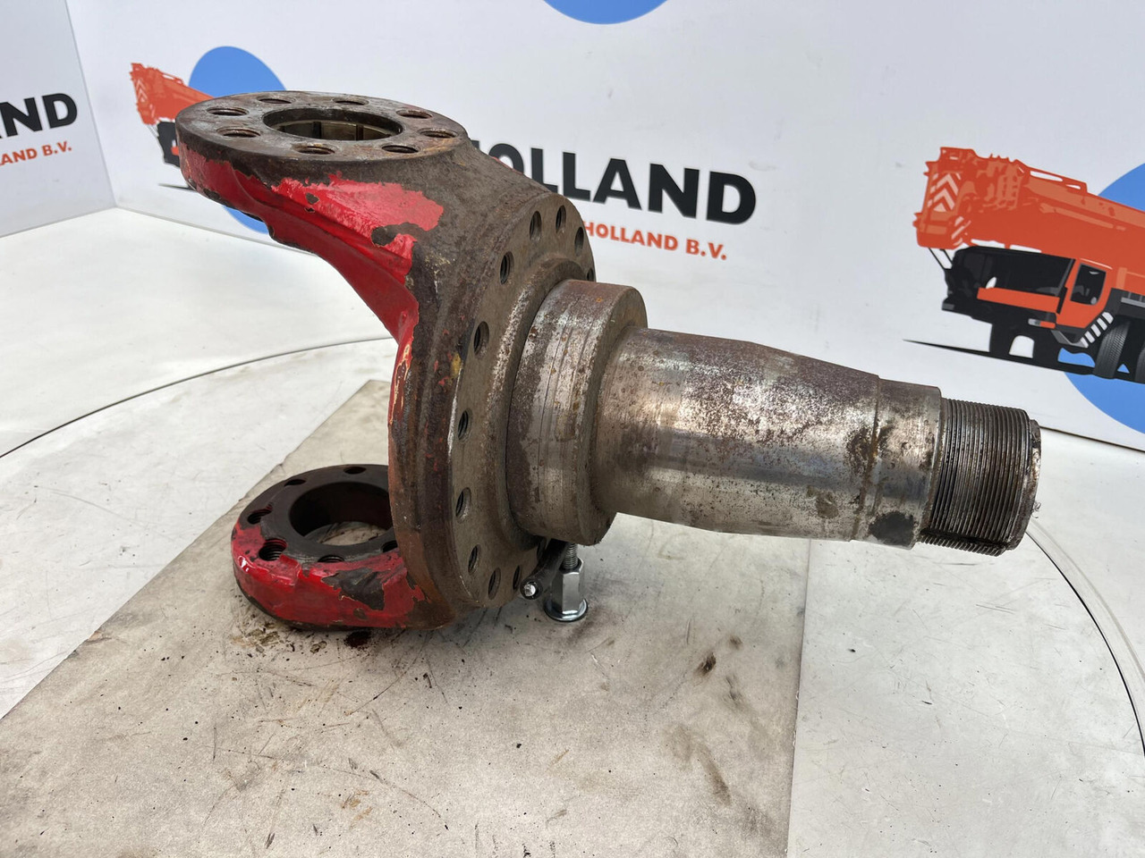 Gottwald Steering knuckle 16 holes axle 3 - Mangueta para Grúa: foto 3 Gottwald Steering knuckle 16 holes axle 3 - Mangueta para Grúa: foto 3
