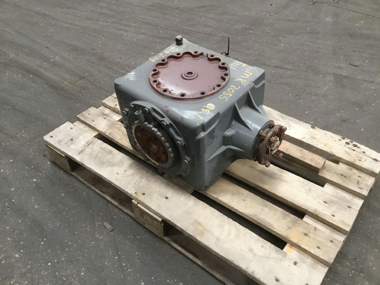 Grove GMK 3055 diff box axle nr 1 - Diferencial para Autogrúa: foto 3 Grove GMK 3055 diff box axle nr 1 - Diferencial para Autogrúa: foto 3