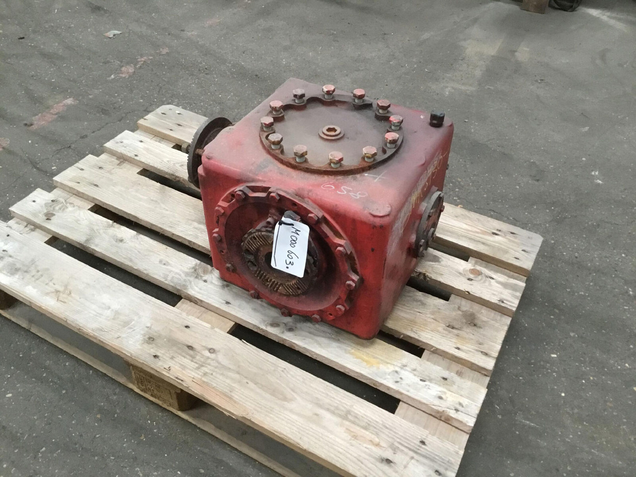 Grove GMK 5130-1 axle 2 diff box - Diferencial para Autogrúa: foto 3 Grove GMK 5130-1 axle 2 diff box - Diferencial para Autogrúa: foto 3