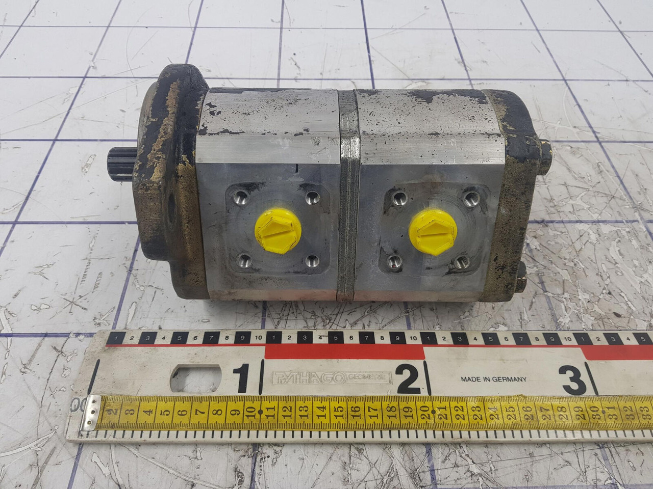 Haldex Haldex Barnes dual gear pump - Bomba hidráulica para Grúa: foto 1 Haldex Haldex Barnes dual gear pump - Bomba hidráulica para Grúa: foto 1