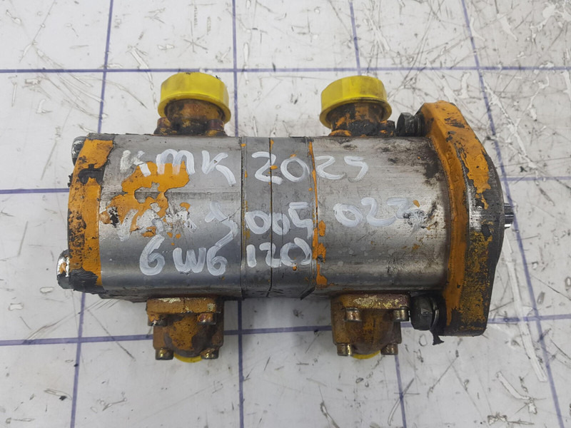 Krupp KMK 2025 dual gear pump - Bomba hidráulica para Grúa: foto 5 Krupp KMK 2025 dual gear pump - Bomba hidráulica para Grúa: foto 5