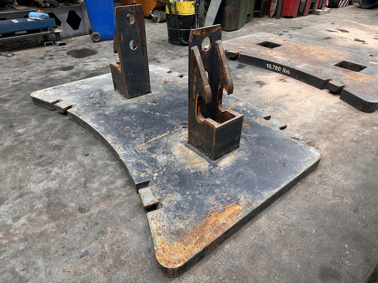 Krupp KMK 5160 counterweight 3,2 ton - Contrapeso para Autogrúa: foto 1 Krupp KMK 5160 counterweight 3,2 ton - Contrapeso para Autogrúa: foto 1