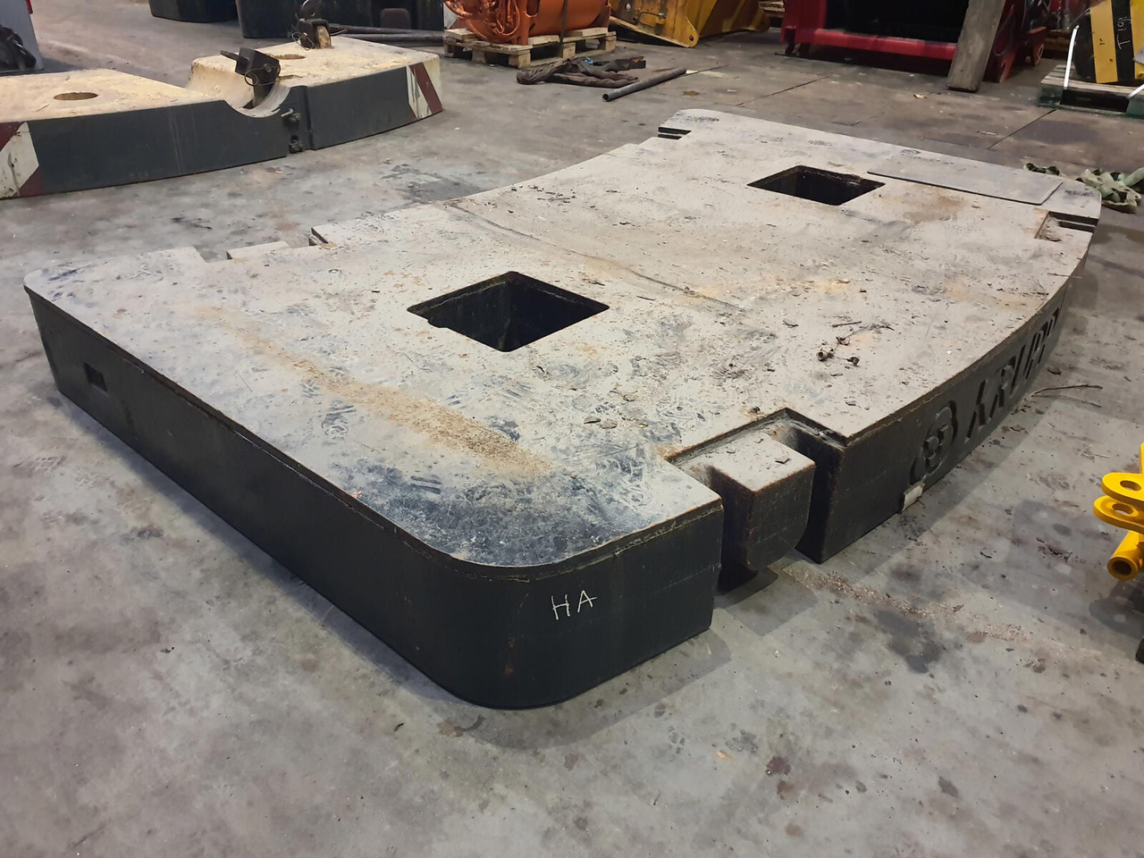 Krupp KMK 5160 counterweight 9,5t - Contrapeso para Autogrúa: foto 4 Krupp KMK 5160 counterweight 9,5t - Contrapeso para Autogrúa: foto 4