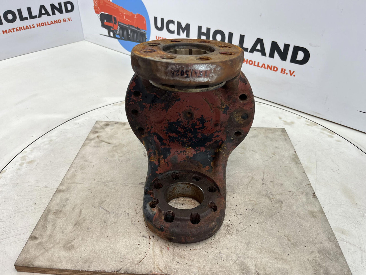 Liebherr LT 1090 Steering knuckle 16 holes - Mangueta para Autogrúa: foto 5 Liebherr LT 1090 Steering knuckle 16 holes - Mangueta para Autogrúa: foto 5