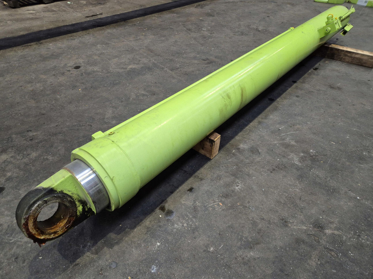 Liebherr LTM 1050-3.1 boom cylinder - Cilindro hidráulico para Grúa: foto 4 Liebherr LTM 1050-3.1 boom cylinder - Cilindro hidráulico para Grúa: foto 4