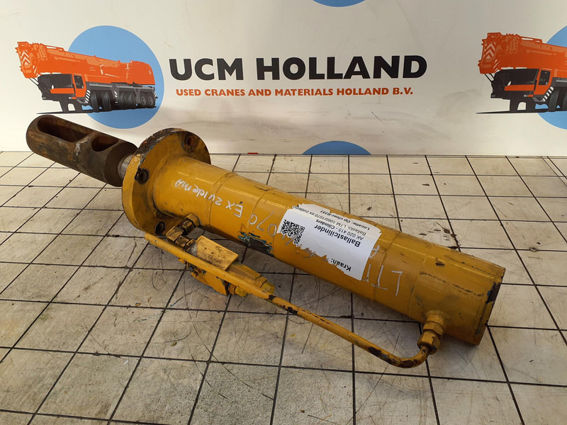Liebherr LTM 1060/1070 counterweight cylinder - Cilindro hidráulico para Grúa: foto 4 Liebherr LTM 1060/1070 counterweight cylinder - Cilindro hidráulico para Grúa: foto 4