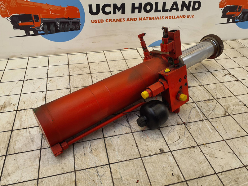 Liebherr LTM 1060-2 counterweight cylinder - Cilindro hidráulico para Grúa: foto 2 Liebherr LTM 1060-2 counterweight cylinder - Cilindro hidráulico para Grúa: foto 2