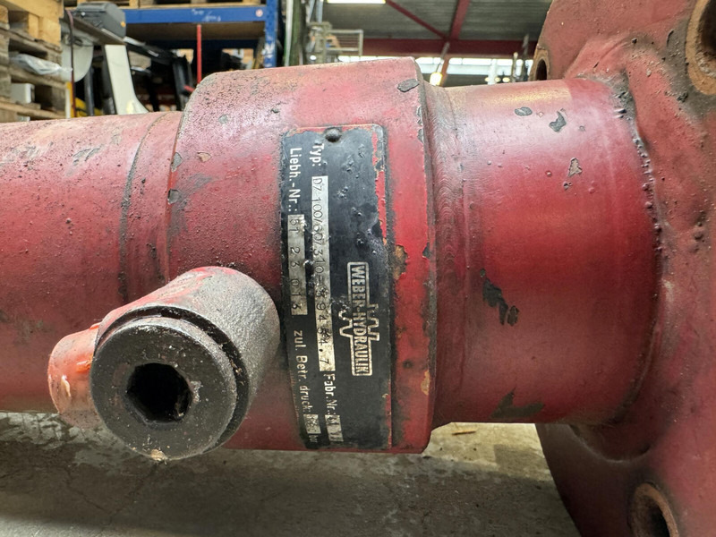 Liebherr LTM 1060 counterweight cylinder - Cilindro hidráulico para Grúa: foto 5 Liebherr LTM 1060 counterweight cylinder - Cilindro hidráulico para Grúa: foto 5