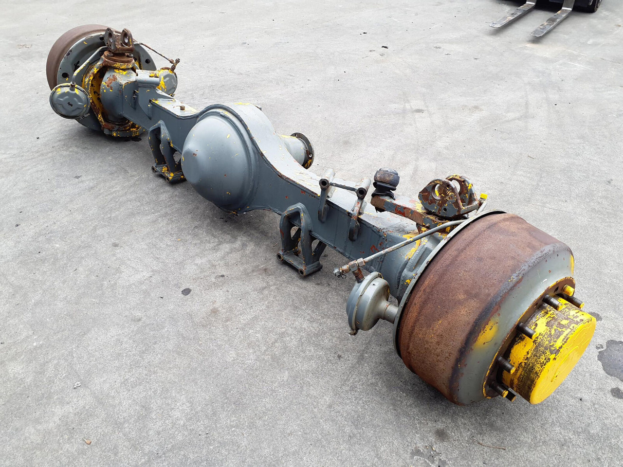 Liebherr LTM 1160-2 axle 1 - Eje y piezas para Autogrúa: foto 4 Liebherr LTM 1160-2 axle 1 - Eje y piezas para Autogrúa: foto 4