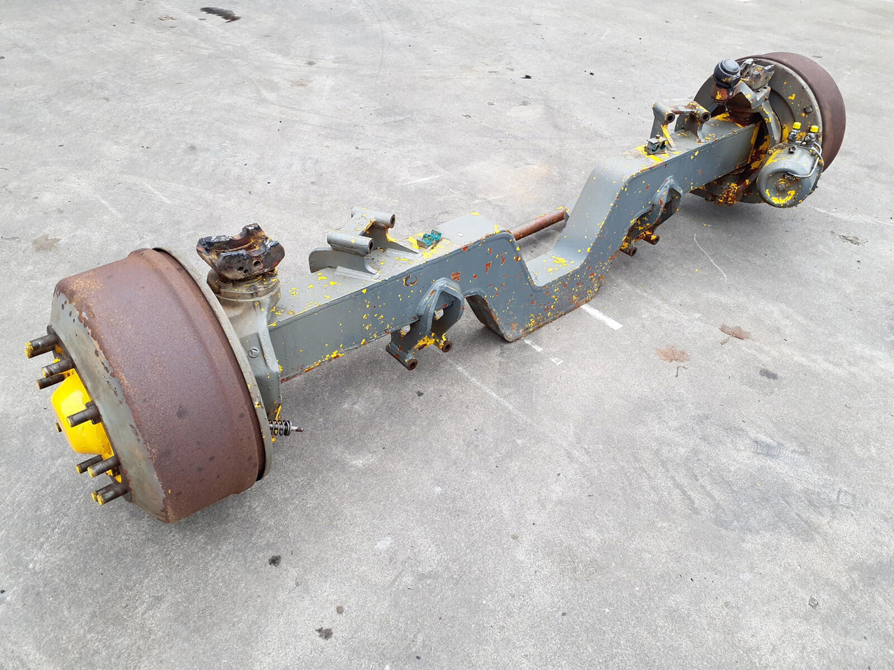 Liebherr LTM 1160-2 axle 3 - Eje y piezas para Autogrúa: foto 3 Liebherr LTM 1160-2 axle 3 - Eje y piezas para Autogrúa: foto 3