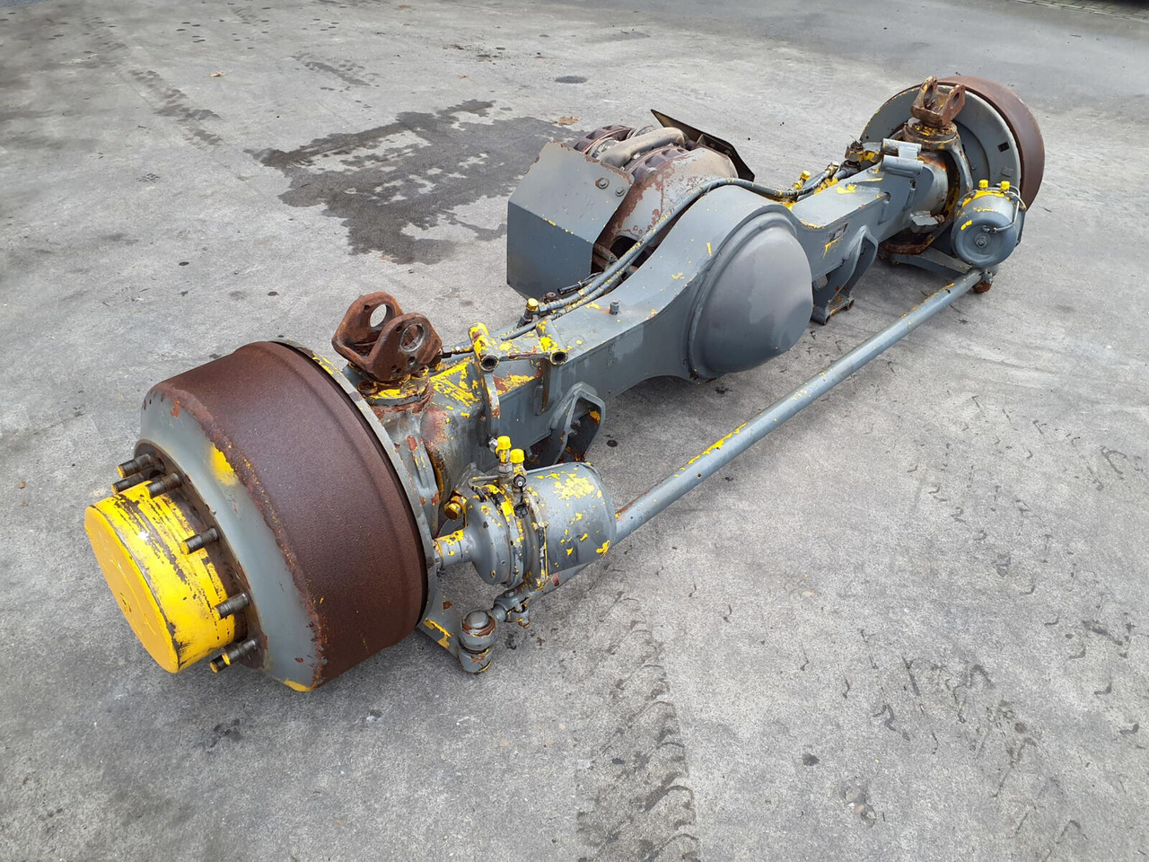 Liebherr LTM 1160-2 axle 5 LT81PL478 - Eje y piezas para Grúa: foto 3 Liebherr LTM 1160-2 axle 5 LT81PL478 - Eje y piezas para Grúa: foto 3
