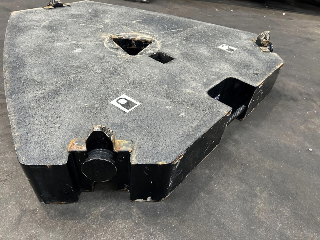 Liebherr LTM /LR counterweight 5T - Contrapeso para Autogrúa: foto 3 Liebherr LTM /LR counterweight 5T - Contrapeso para Autogrúa: foto 3