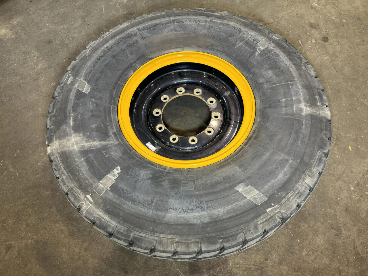Liebherr Wheel 445/95R25 10 12.3 1p - Rueda completa: foto 1 Liebherr Wheel 445/95R25 10 12.3 1p - Rueda completa: foto 1