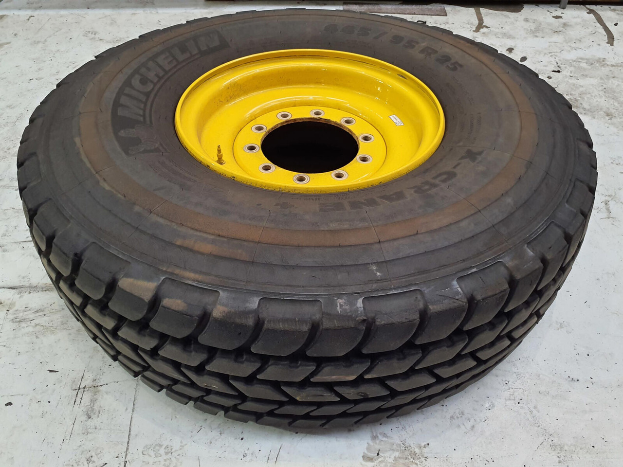 Michelin Wheel 445/95R25 10 12 1p - Rueda completa para Grúa: foto 2 Michelin Wheel 445/95R25 10 12 1p - Rueda completa para Grúa: foto 2