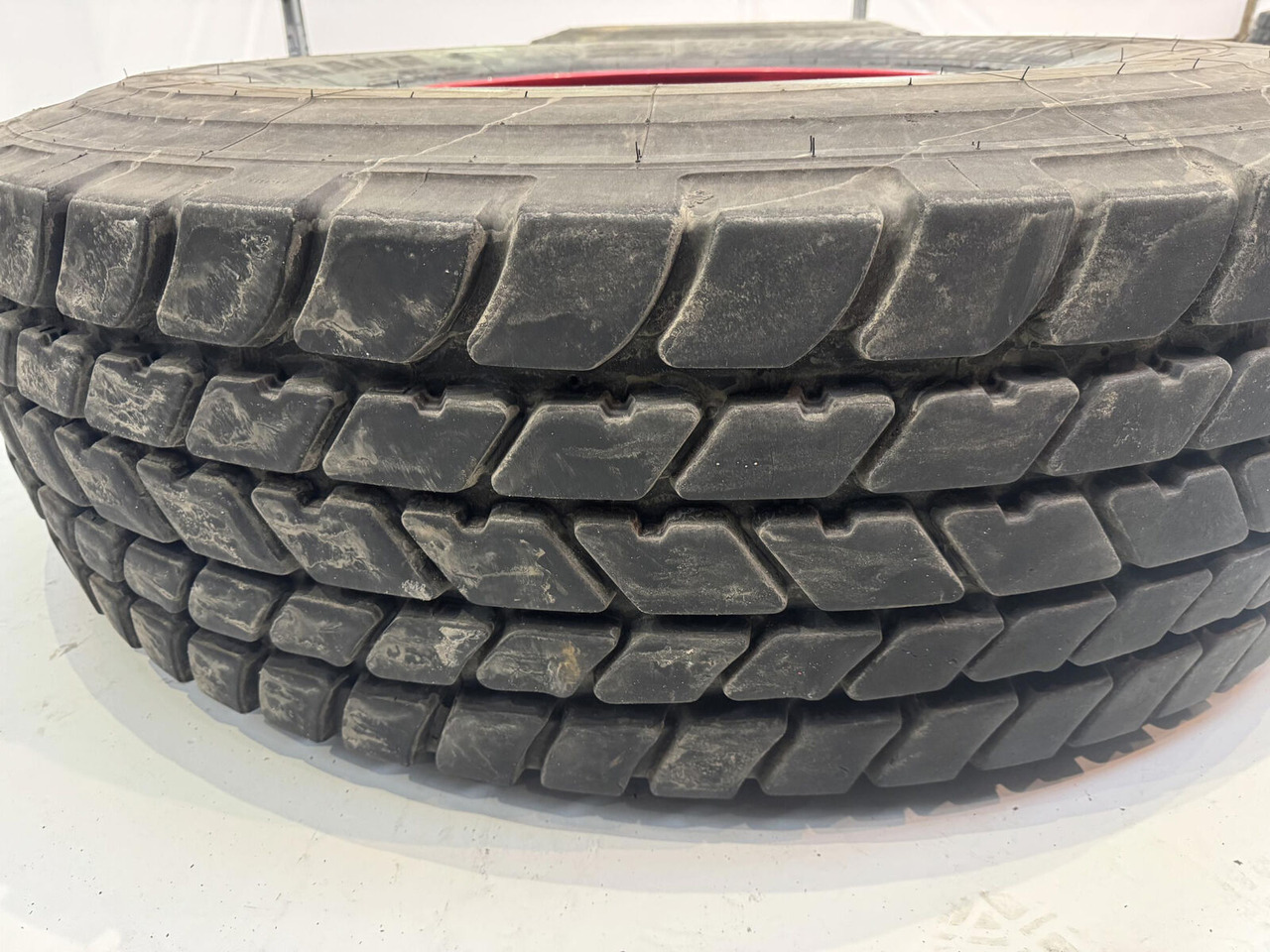 Michelin Wheel 445/95R25 10 12 1p - Rueda completa para Grúa: foto 3 Michelin Wheel 445/95R25 10 12 1p - Rueda completa para Grúa: foto 3