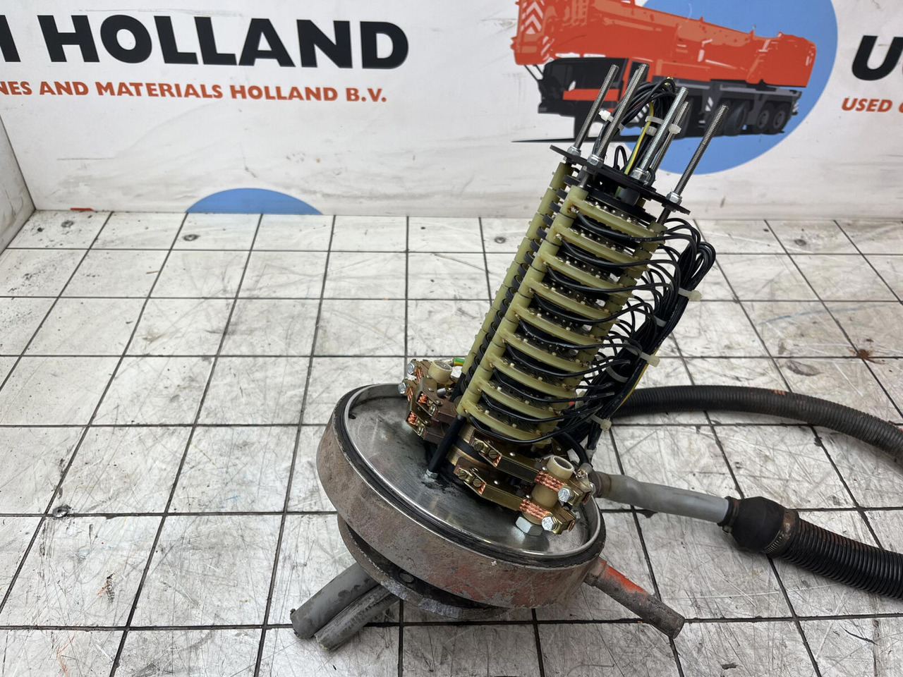 Sistema eléctrico para Autogrúa Terex AC 155 slip ring assy: foto 7