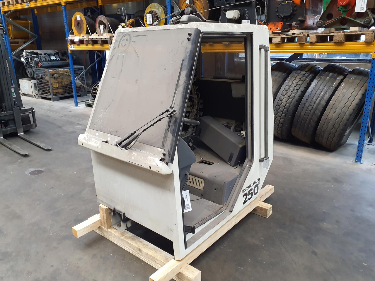 Terex PPM ATT 250 lower cabin - Cabina para Autogrúa: foto 2 Terex PPM ATT 250 lower cabin - Cabina para Autogrúa: foto 2
