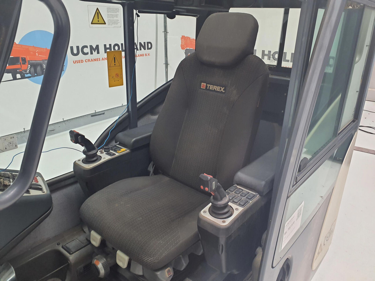 Terex challenger upper cabin - Cabina para Grúa torre: foto 5 Terex challenger upper cabin - Cabina para Grúa torre: foto 5