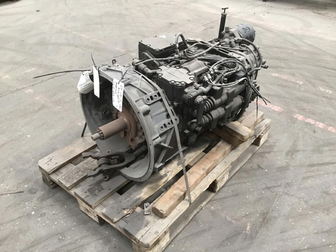 ZF ATF 60-4 gearbox EcoSplit 16-S-151 - Caja de cambios para Autogrúa: foto 4 ZF ATF 60-4 gearbox EcoSplit 16-S-151 - Caja de cambios para Autogrúa: foto 4