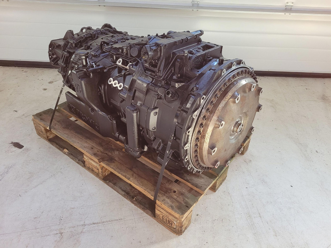 ZF LTM 1250-6.1 gearbox TC tronic 12 AS 3002 TC - Caja de cambios para Autogrúa: foto 2 ZF LTM 1250-6.1 gearbox TC tronic 12 AS 3002 TC - Caja de cambios para Autogrúa: foto 2