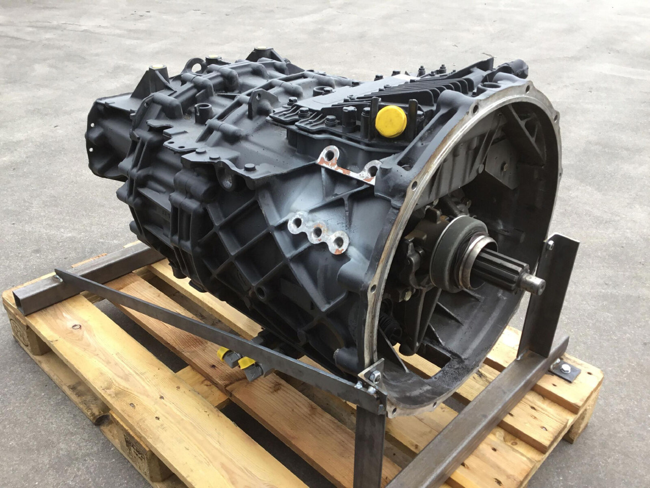 ZF MK 88 ZF Astronic gearbox 12 AS 2530 S0 - Caja de cambios para Autogrúa: foto 2 ZF MK 88 ZF Astronic gearbox 12 AS 2530 S0 - Caja de cambios para Autogrúa: foto 2