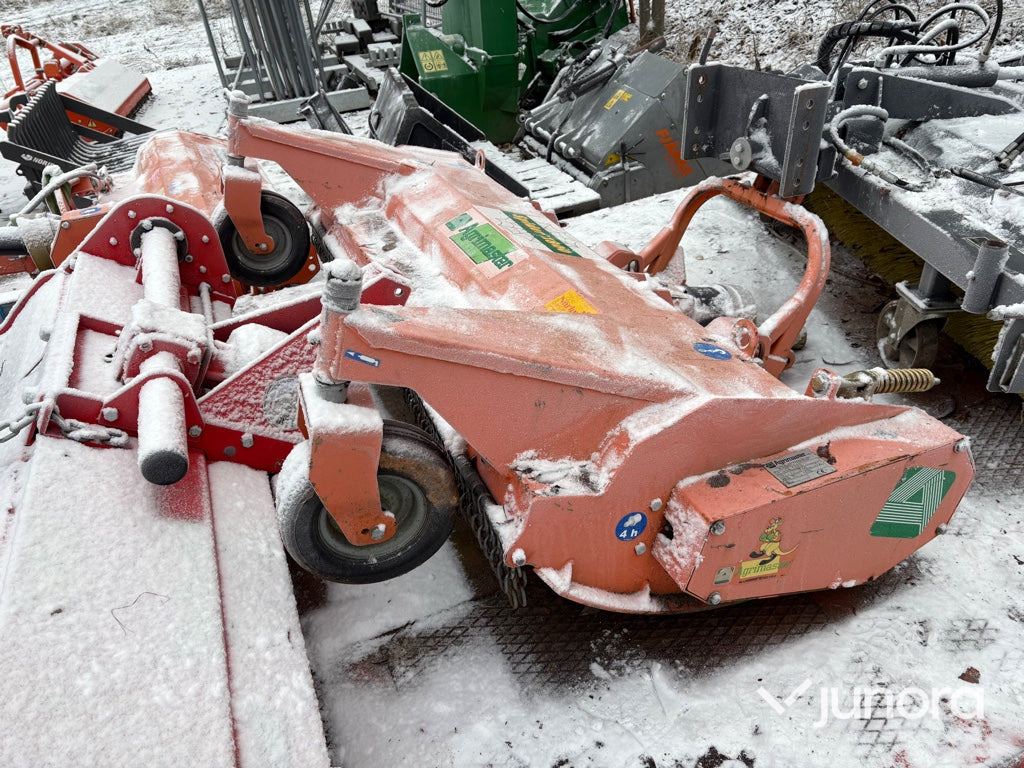 Betesputs - Agrimaster Spider 1800 - Desbrozadora de martillos: foto 1 Betesputs - Agrimaster Spider 1800 - Desbrozadora de martillos: foto 1