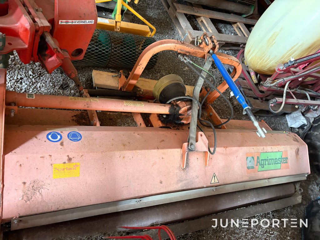 Betesputsare och slagklippare Agrimaster KL 250 SE - Desbrozadora de martillos/ Trituradora: foto 3 Betesputsare och slagklippare Agrimaster KL 250 SE - Desbrozadora de martillos/ Trituradora: foto 3