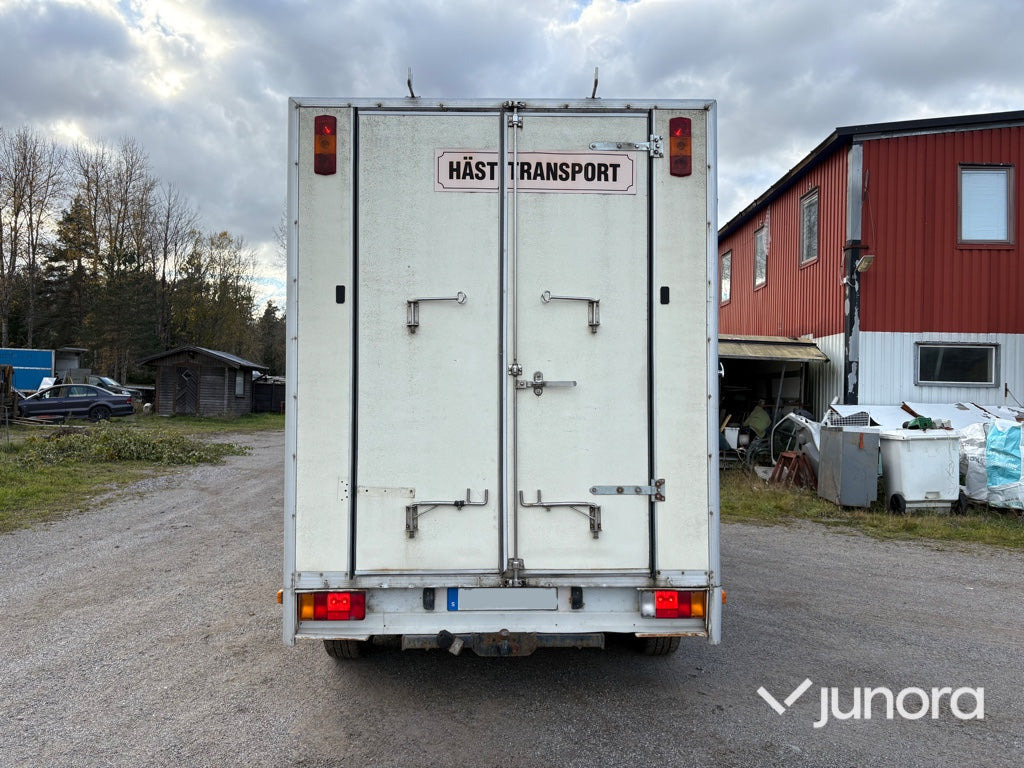 Hästlastbil - Renault, Master HDCCK5 FÖ - Camión para caballos: foto 4 Hästlastbil - Renault, Master HDCCK5 FÖ - Camión para caballos: foto 4