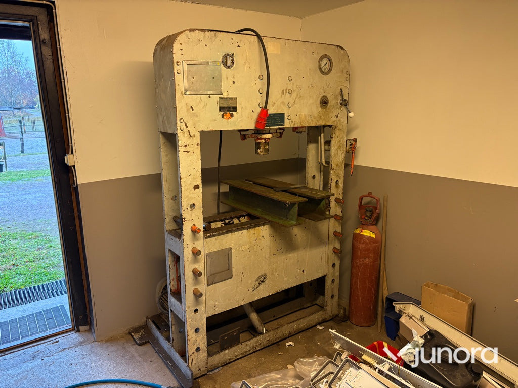 Hydraulpress - Hiab H100E, 100 ton - Máquina para metal: foto 2 Hydraulpress - Hiab H100E, 100 ton - Máquina para metal: foto 2