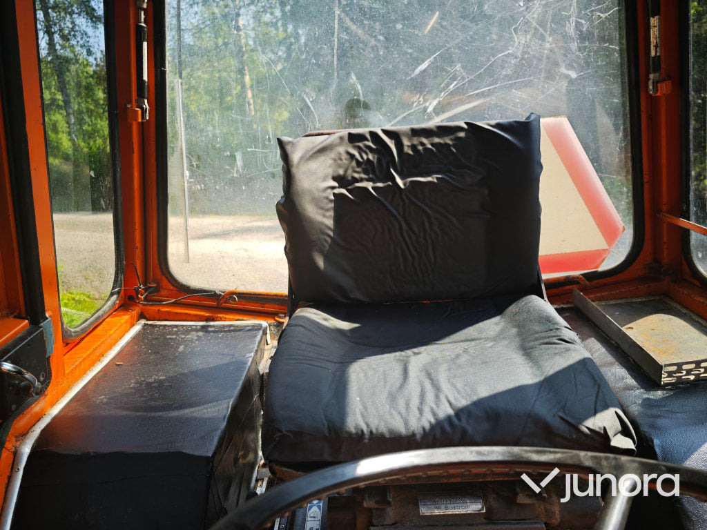 Mini tractor Kompakttraktor Kubota L245DT: foto 12