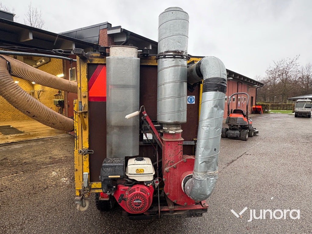 Lövsug – Bestorp Allme TR10EL - Maquinaria de jardinería: foto 4 Lövsug – Bestorp Allme TR10EL - Maquinaria de jardinería: foto 4