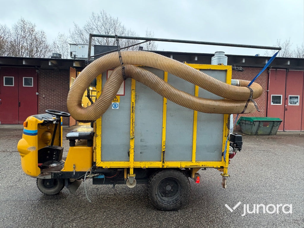 Lövsug - Bestorp Alme, TR10EL - Maquinaria de jardinería: foto 2 Lövsug - Bestorp Alme, TR10EL - Maquinaria de jardinería: foto 2