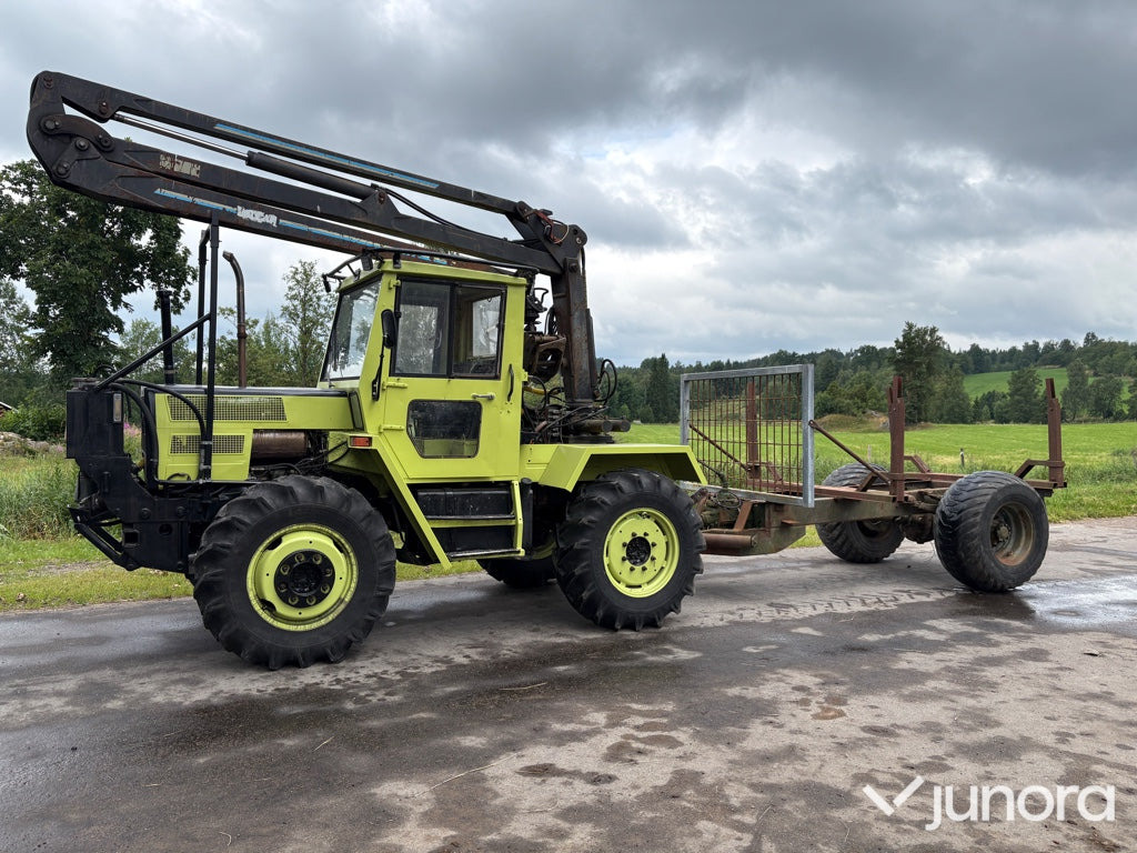 Tractor MB Trac 800 med Mowi kran och vagn: foto 1
