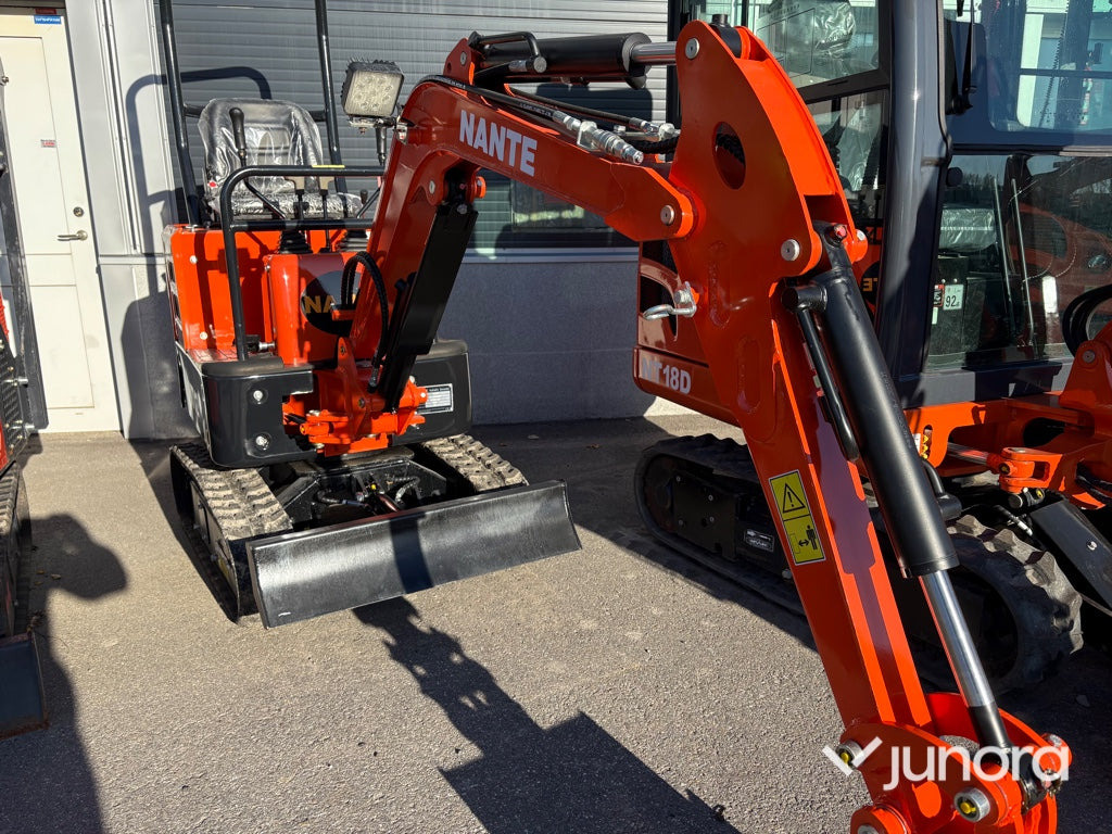 Minigrävare - Nante, NT-12 - Miniexcavadora: foto 3 Minigrävare - Nante, NT-12 - Miniexcavadora: foto 3