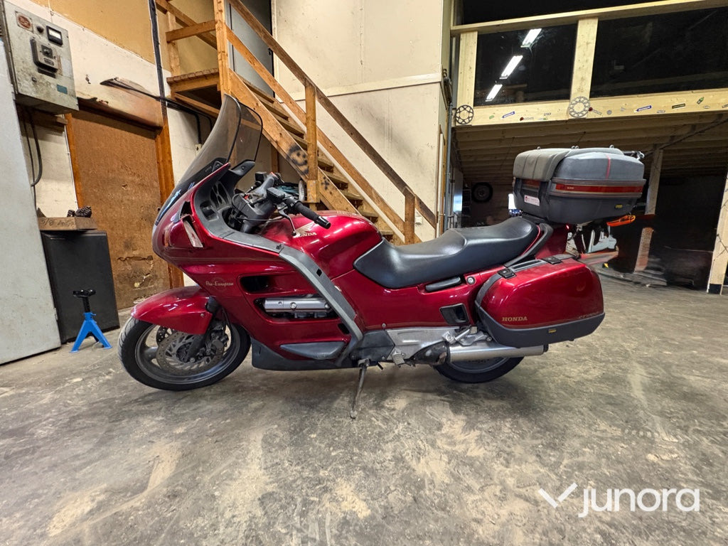 Motorcykel - Honda, ST1100 PAN EUROPEA - Motocicleta: foto 2 Motorcykel - Honda, ST1100 PAN EUROPEA - Motocicleta: foto 2