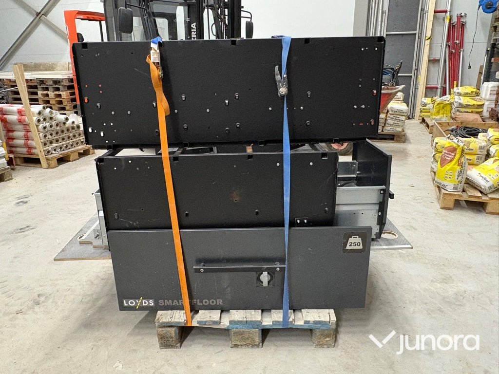 Fordonsinredning – Loyds Smartfloor för VW Caddy - Otros maquinaria: foto 3 Fordonsinredning – Loyds Smartfloor för VW Caddy - Otros maquinaria: foto 3