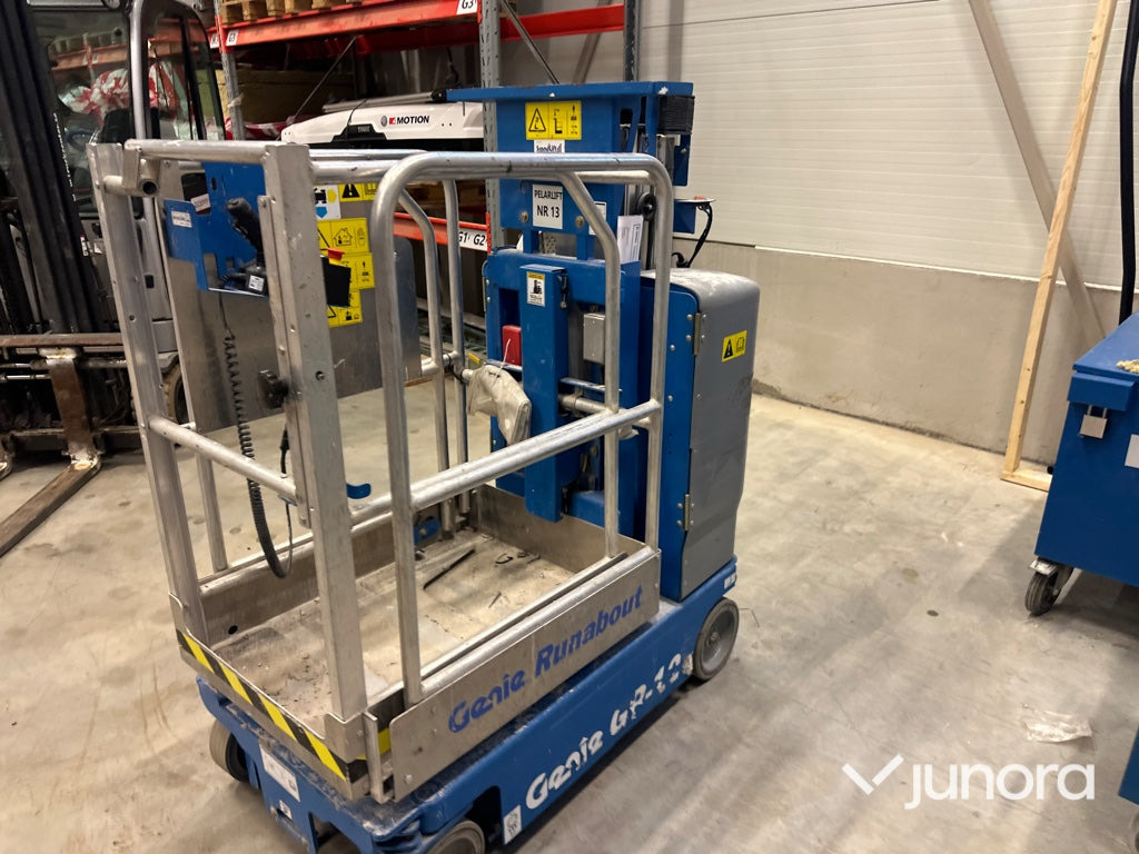 Pelarlift - Genie, GRC-12 - Plataforma de mástil vertical: foto 2 Pelarlift - Genie, GRC-12 - Plataforma de mástil vertical: foto 2