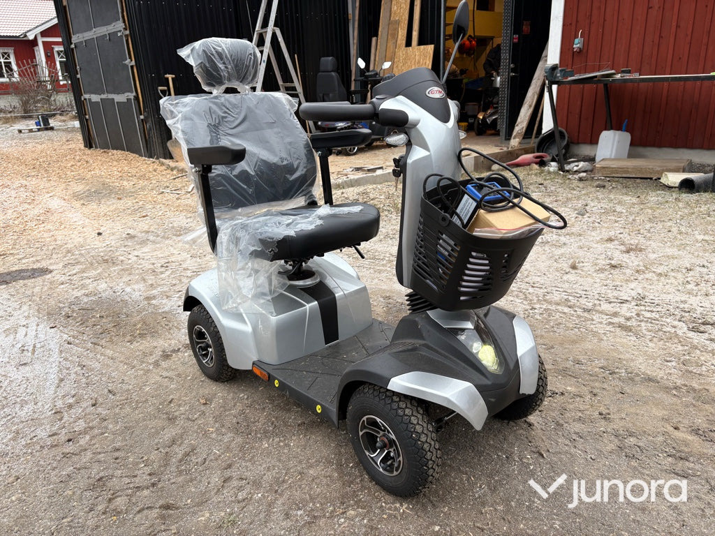 Promenadskoter - C.T.M HS-520 - Motocicleta: foto 3 Promenadskoter - C.T.M HS-520 - Motocicleta: foto 3